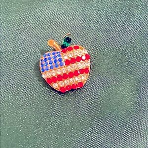 Patriotic Apple pin